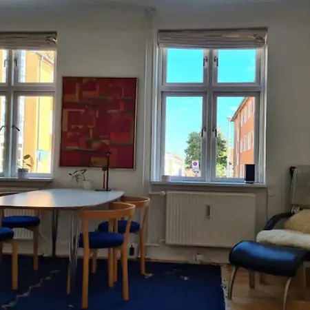 Lägenhet Hyggeligt Byhus I Hjertet Af Viborg